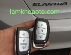 Làm chìa xe Hyundai Elantra 