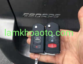 Làm chìa xe ford Escape 
